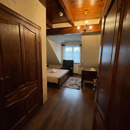 Hotel Tyrol I Restauracja Zycie Gruzji Osielsko Exteriör bild
