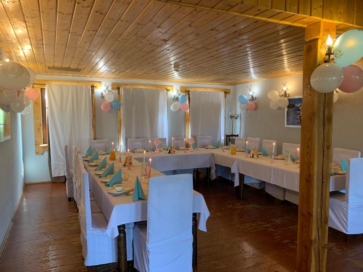 Hotel Tyrol I Restauracja Zycie Gruzji Osielsko Exteriör bild